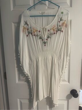 Francesca's Collections White Embroidered Bohemian Dress Coverup